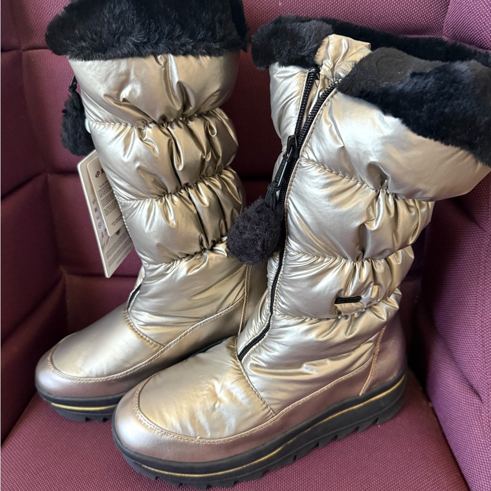Pajar Women's Metallic Gold Winter Boots
